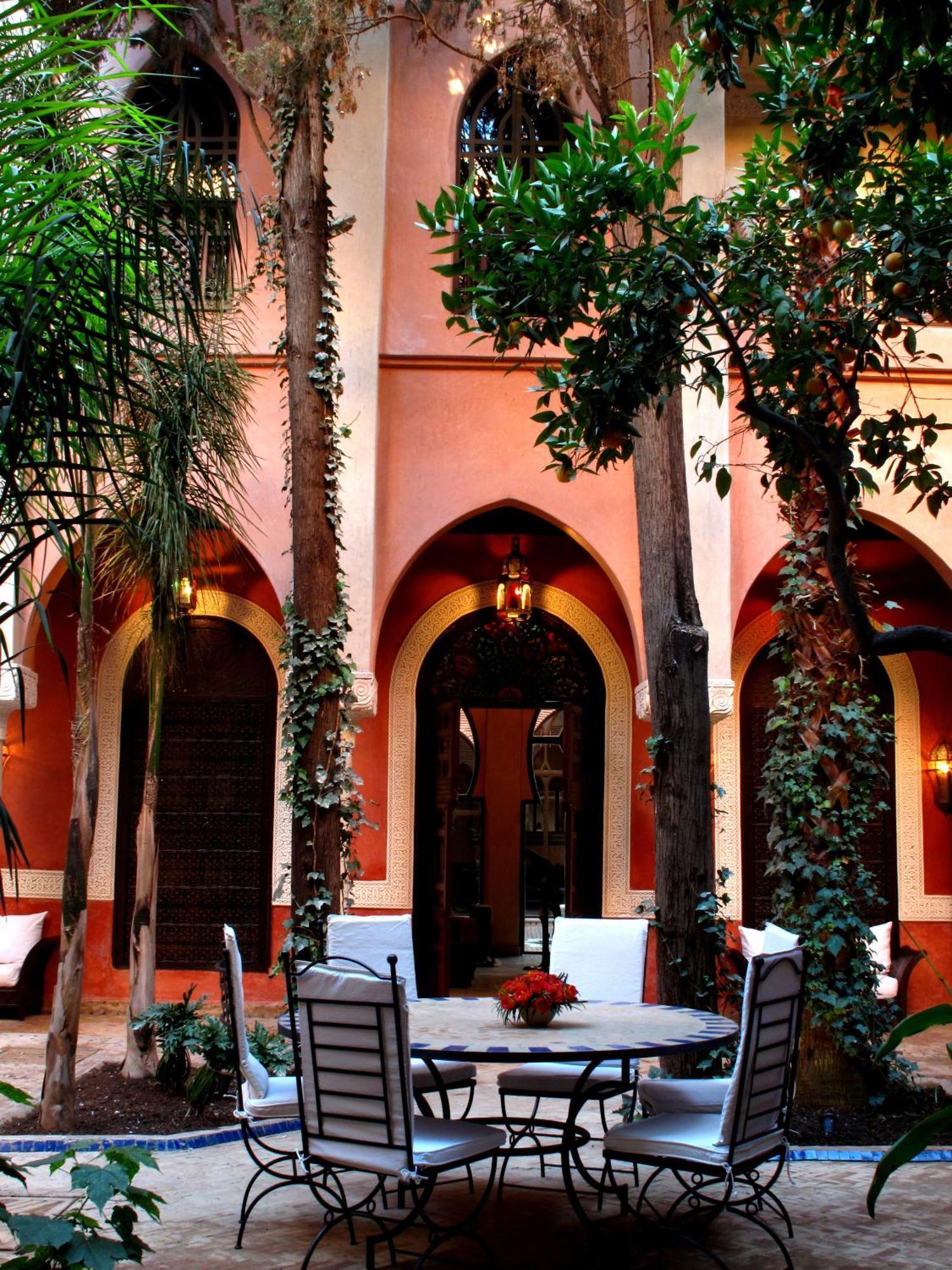 Riad Le Perroquet Bleu Suites & Spa Marrakesch Exterior foto