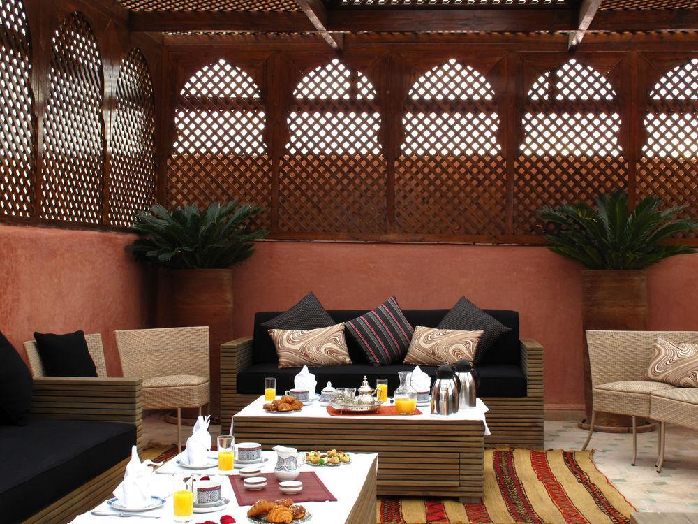 Riad Le Perroquet Bleu Suites & Spa Marrakesch Exterior foto