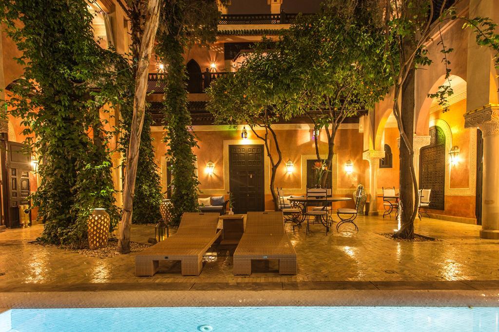 Riad Le Perroquet Bleu Suites & Spa Marrakesch Exterior foto