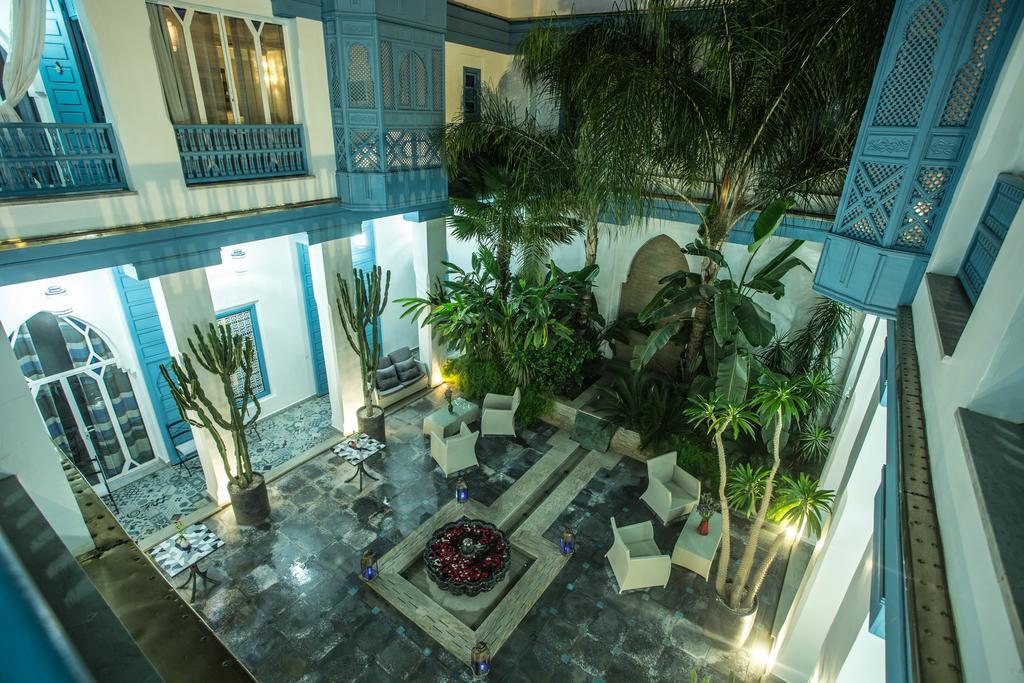 Riad Le Perroquet Bleu Suites & Spa Marrakesch Exterior foto